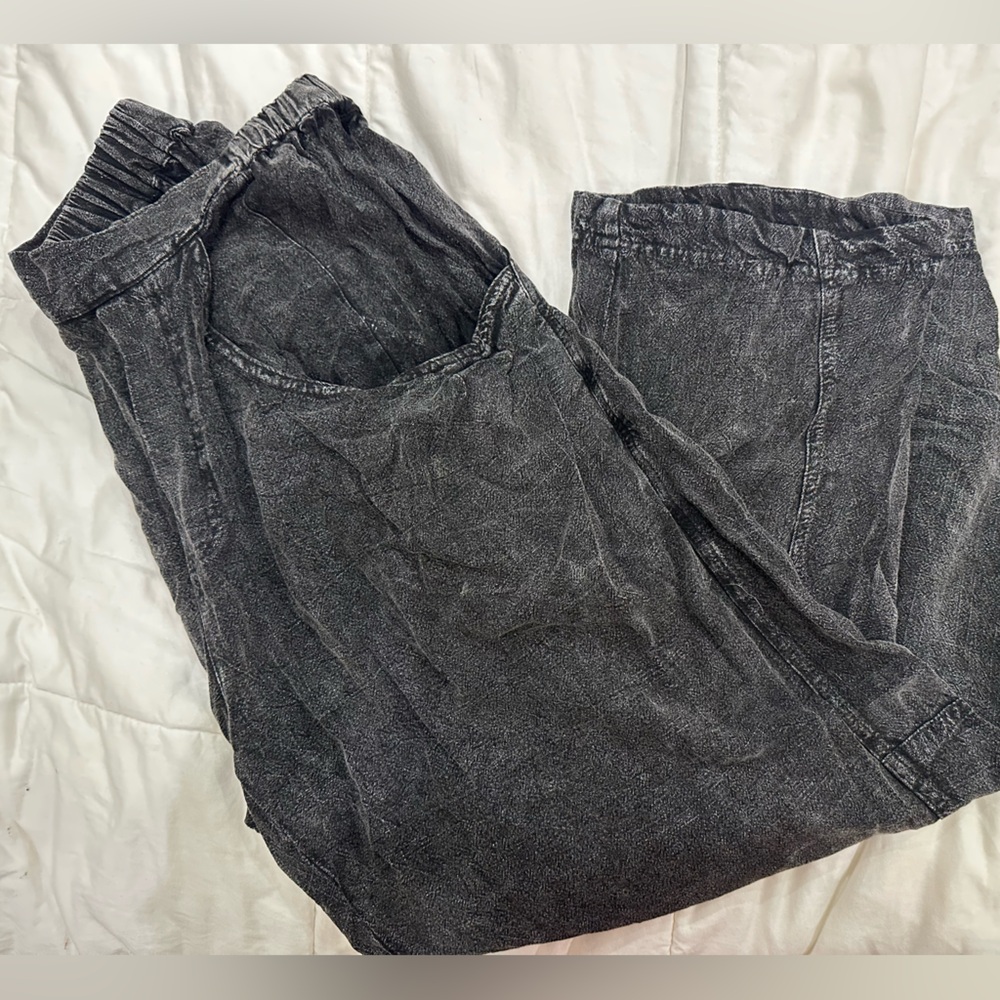 NWT - Anniewear Mineral Washed Barrel Pant, Elastic Waist, Black, Small